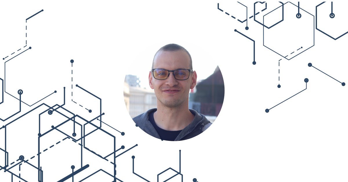 “Много от научените неща в СофтУни ми помогнаха в работата, в която съм в момента” – среща с Иван Димитров