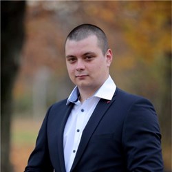 momchilovv avatar
